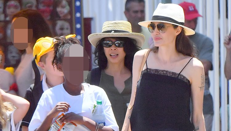 Las Confesiones Más íntimas De Angelina Jolie Es Mejor Llorar En La Ducha Que Delante De Mis