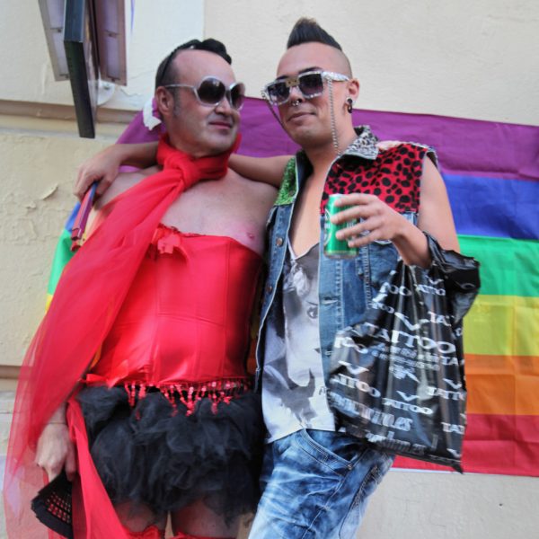 Un Hombre Travestido En El Orgullo Gay De Madrid Orgullo Gay De Madrid 2012 Bekia 7732
