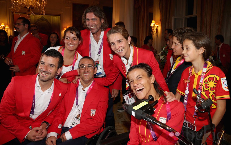 26817_infanta-elena-felipe-victoria-marichalar-deportistas-paralimpicos-londres-2012.jpg