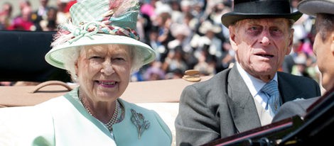 Isabel II, el Príncipe Carlos, Camilla Parker y las Princesas de York presiden la inauguración de Ascot