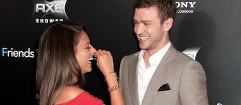 Justin Timberlake y Mila Kunis, cómplices y cariñosos en la premiere de 'Friends with benefits' en Nueva York