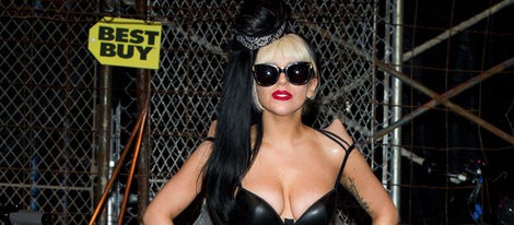Lady Gaga arrasa con su nuevo y esperado disco 'Born this Way'