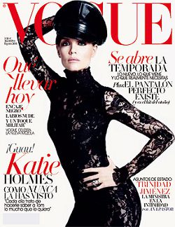 Portada de agosto de Vogue España con Katie Holmes