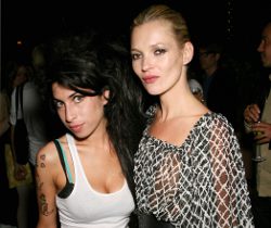 Amy Winehouse con Kate Moss