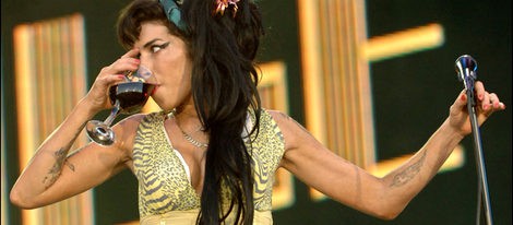 Amy Winehouse tomó alcohol pero no drogas antes de su trágica muerte