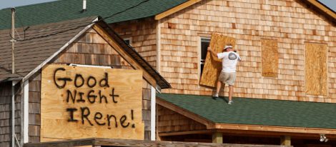 Casa tapiada ante la llegada del huracán Irene