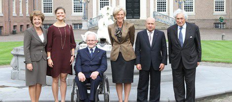 Victoria de Suecia presume de barriguita en un encuentro con el Comité Paralímpico Internacional