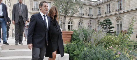 Carla Bruni y Nicolás Sarkozy, a punto de ser padres