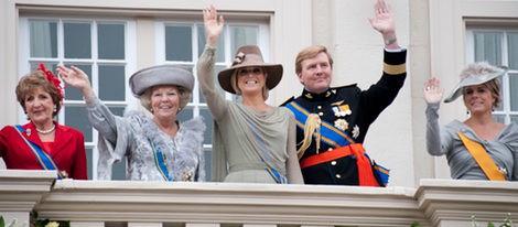 La Reina Beatriz y los Príncipes Guillermo y Máxima de Holanda inauguran el curso parlamentario