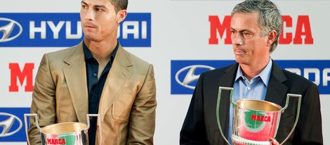 Irina Shayk acude al estreno de 'Dirty Girl' Nueva York mientras Cristiano Ronaldo recibe un premio en Madrid