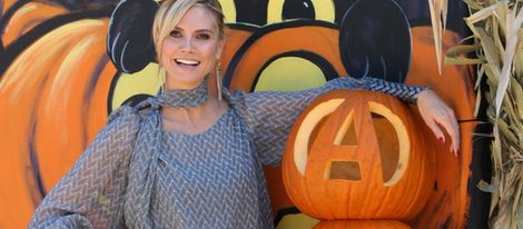 Heidi Klum en la promoción de Mr Bones Pumpkin Patch