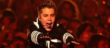Justin Bieber en su actuación de los MTV EMA 2011