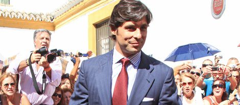 Fran Rivera visita a la Duquesa de Alba en el Palacio de las Dueñas de Sevilla