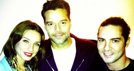 David Bisbal disfruta de la actuación de Ricky Martin en 'Evita' junto a su novia Raquel Jiménez