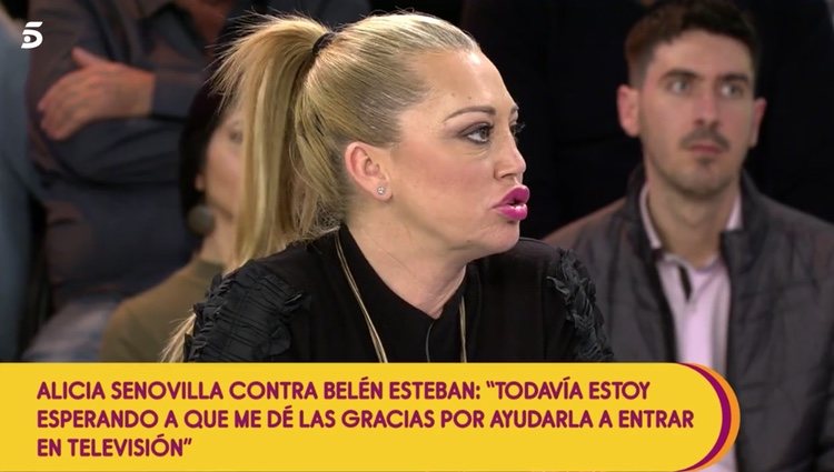Belén Esteban contestando a Alicia Senovilla|Foto: telecinco.es