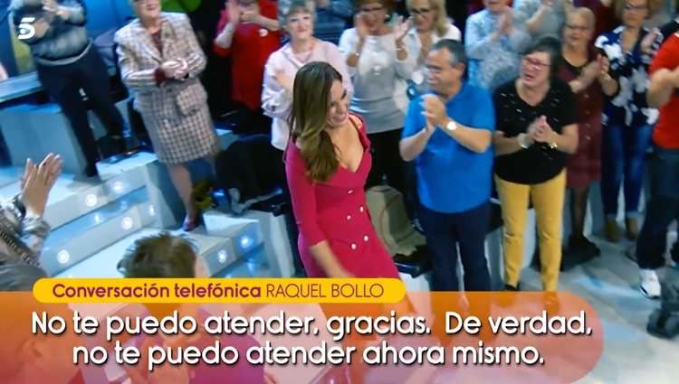 Raquel Bollo dando largas a 'Sálvame' / Telecinco.es