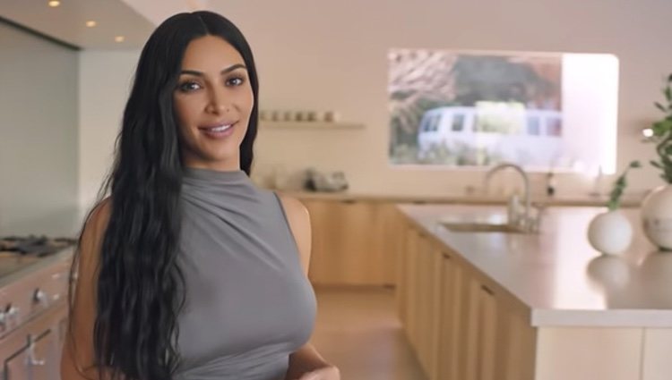 Kim Kardashian enseñando su casa | Foto: Youtube