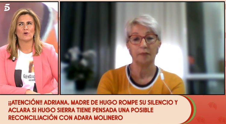 Carlota Corredera habla con la madre de Hugo Sierra en 'Sálvame'
