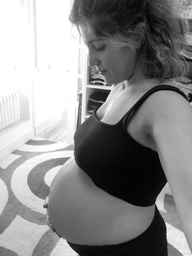 Heidi Steinhardt presumiendo de embarazo / Instagram
