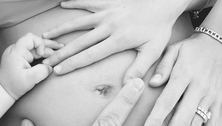 La barriguita de embarazada de Rosanna Zanetti/ Foto: Instagram
