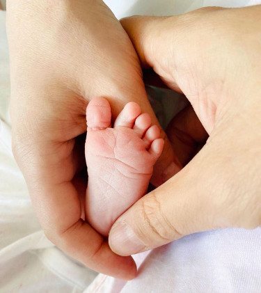 El piececito de la recién nacida | Instagram
