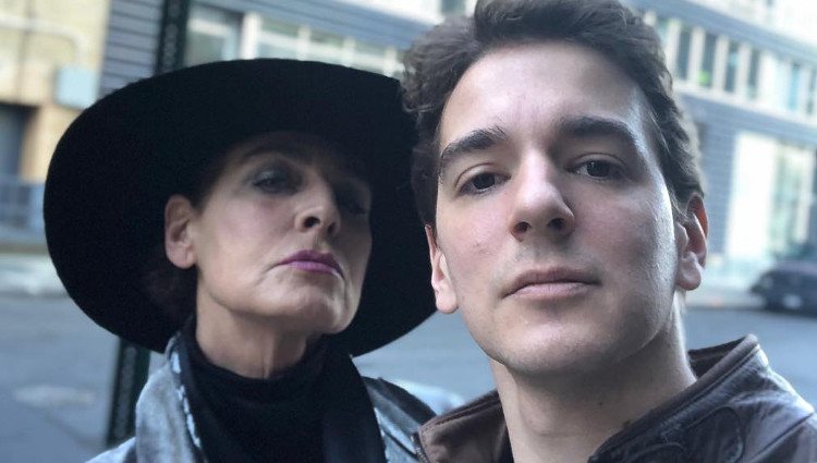 Antonia Dell'Atte y su hijo Clemente | Instagram