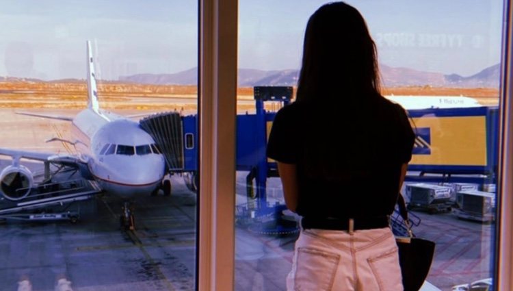 Adara en el aeropuerto | Instagram