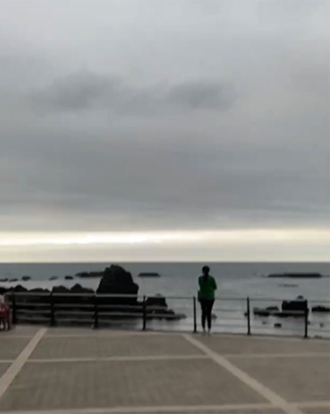 Paz Padilla mirando al horizonte en Cantabria | Instagram