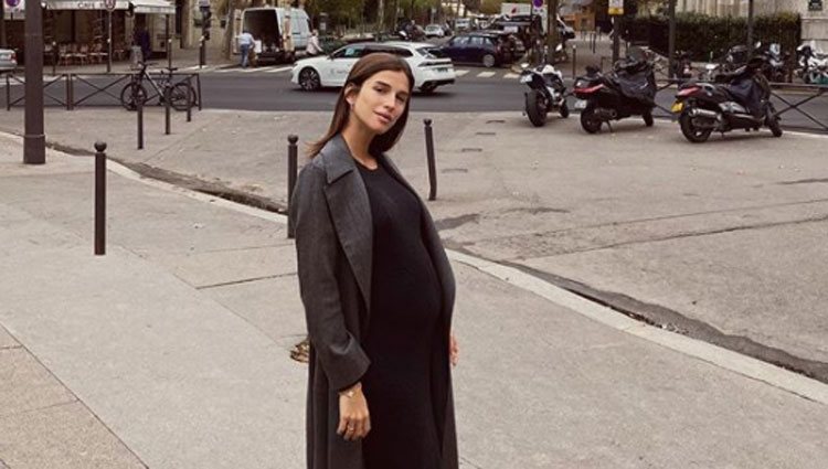 Sandra Gago presume de embarazo en París/ Foto: Instagram