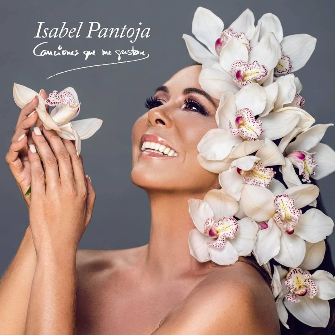 Isabel Pantoja en la portada de su disco