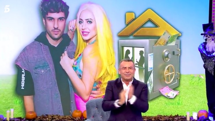 Jorge Javier anunciando a Mahi y su novio como concursantes / Telecinco.es
