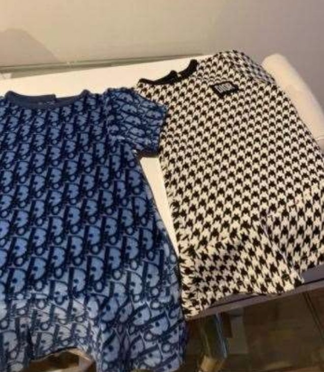 Los carísimos vestidos que Jesé le ha regalado a su hija/ Foto: Instagram