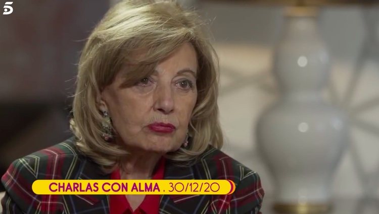María Teresa Campos durante la entrevista con Isabel Gemio./Foto:Telecinco.es