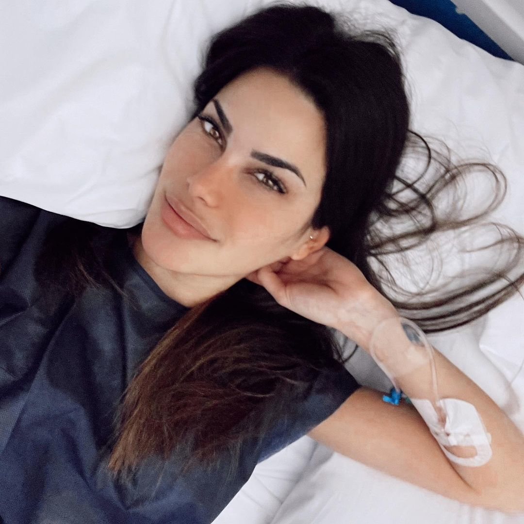 Carla Barber en el hospital tras ser operada/ Foto: Instagram