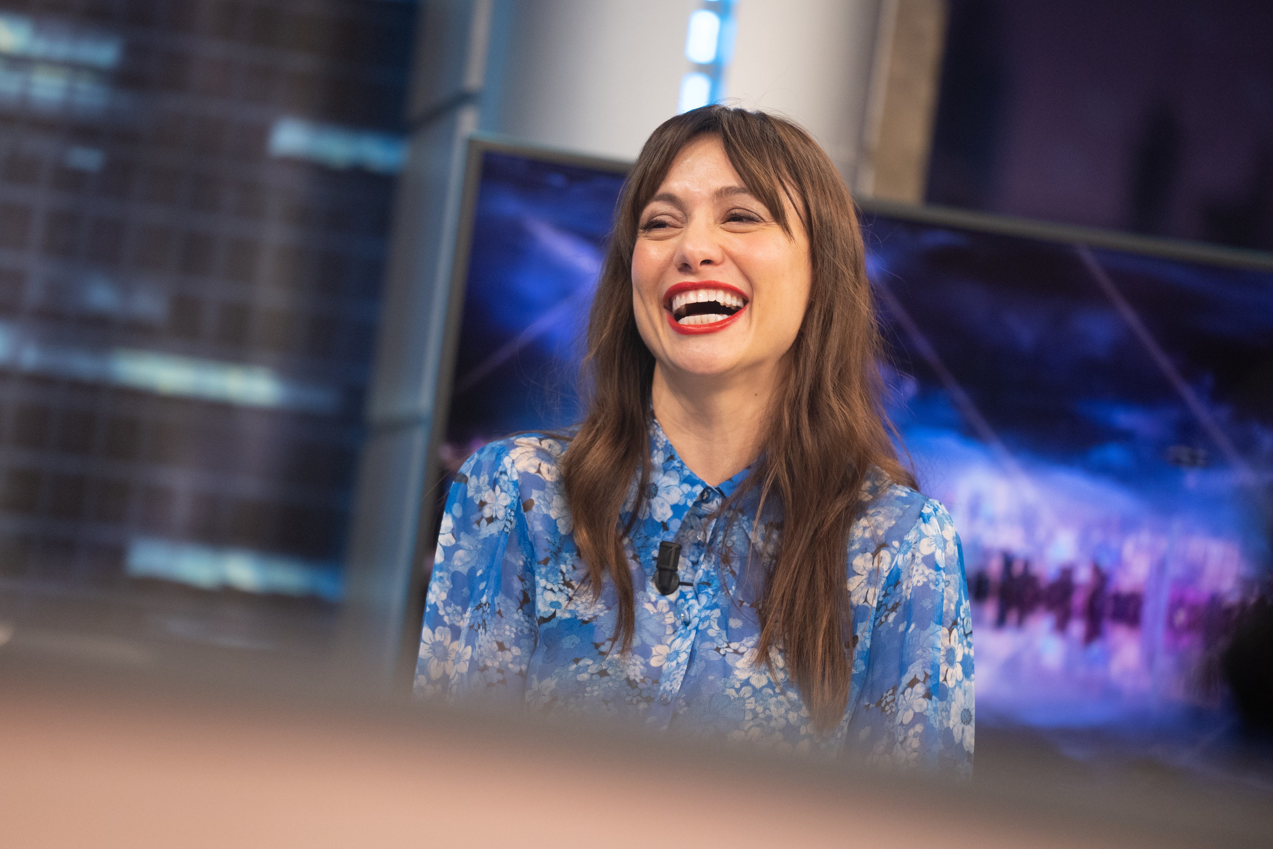 Natalia Verbeke se parte de risa en 'El Hormiguero'/ Foto: Antena 3