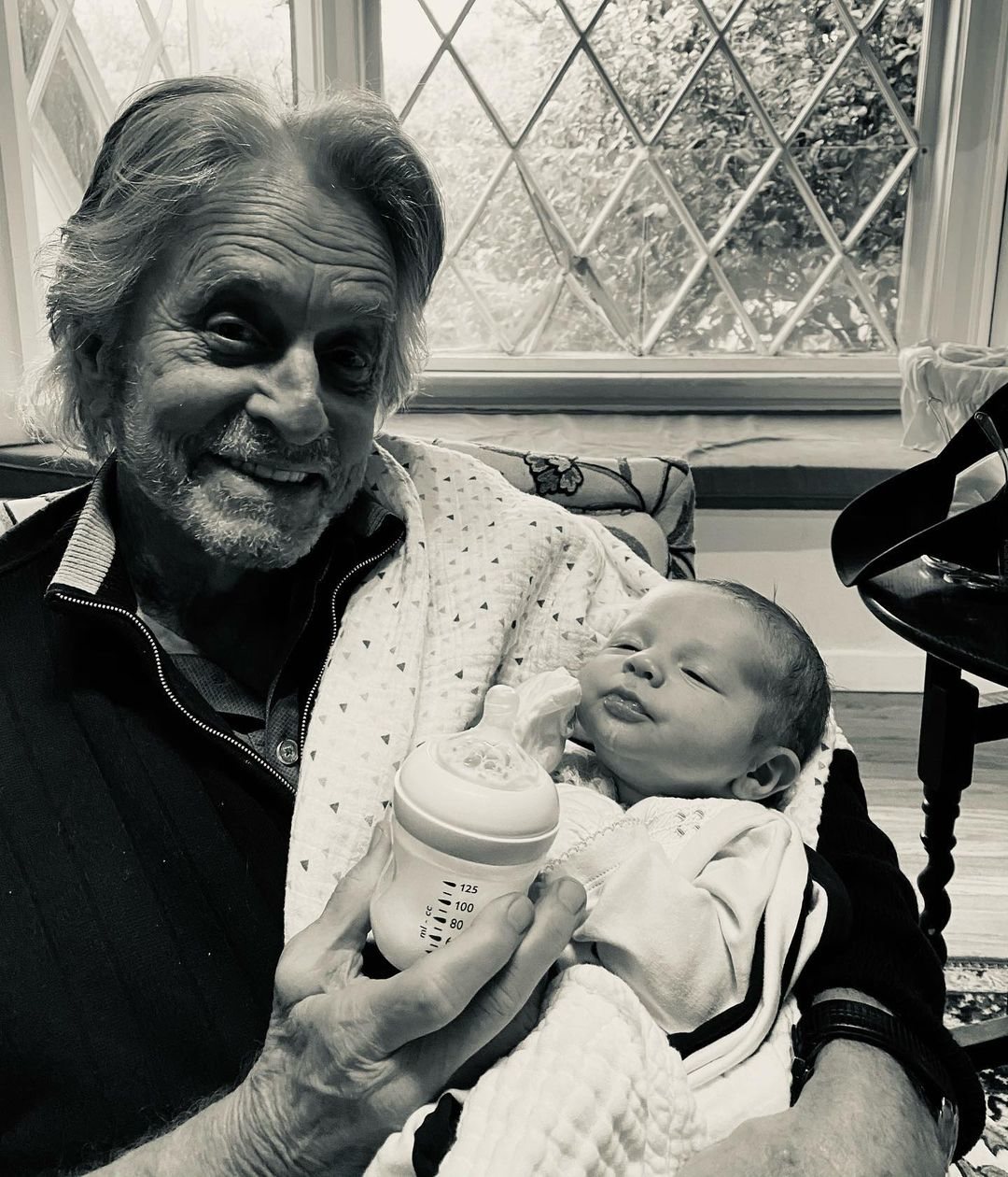 Michael Douglas con su nieto Ryder / Instagram