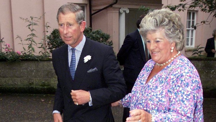 El Príncipe Carlos con Lady Mary Colman | Twitter