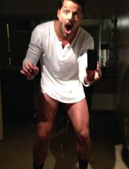 Ricky Martin sin pantalones Foto/Twitter