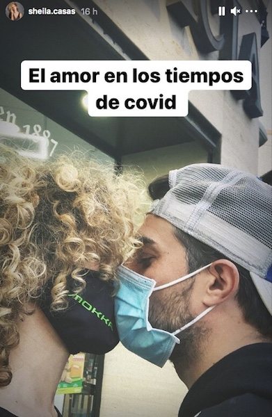 Sheila Casas 'besándose' con Toño/ Foto: Instagram