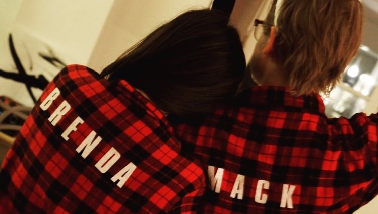 Macaulay Culkin y Brenda Song en pijama | Instagram