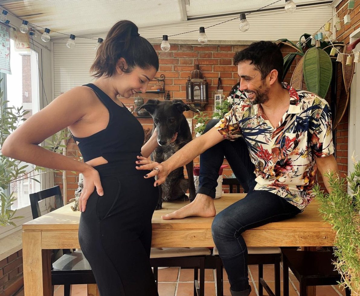 Canco Rodríguez y su mujer anunciando el embarazo/ Foto: Instagram