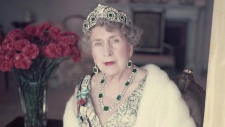 La Reina Victoria Eugenia con su conjunto de esmeraldas | Instagram