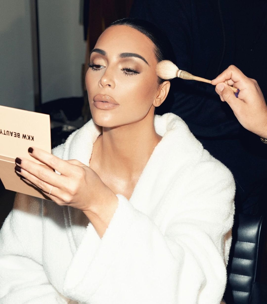 Kim Kardashian lanzó su línea de maquillaje en 2017 | Foto: Instagram