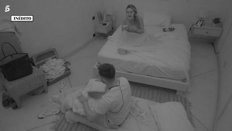 Marta y Lester, a gritos en su primera noche juntos en 'La última tentación' | Foto: Telecinco.es