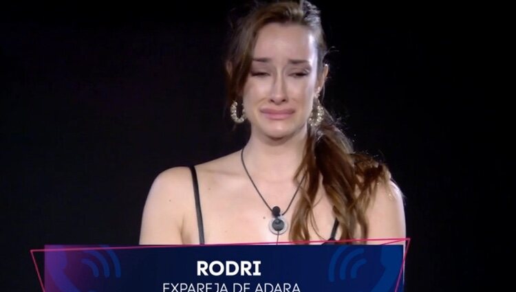 Adara no puede evitar las lágrimas | Foto: telecinco.es
