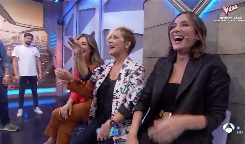 Tamara Falcó sentada con sus compañeras en 'El Hormiguero'/ Foto: Antena 3