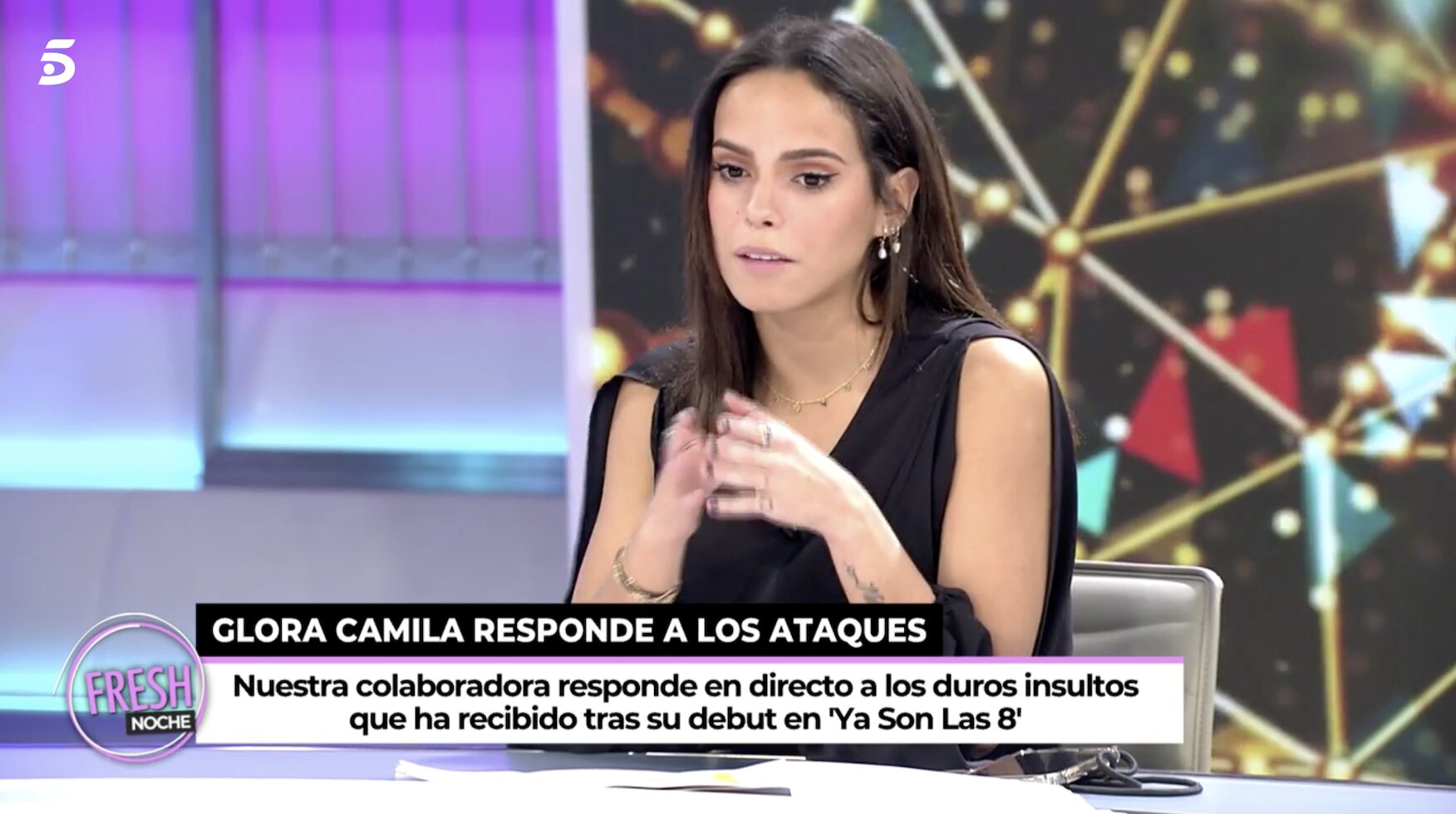 Gloria Camila comentando los ataques que recibe/ Foto: telecinco.es