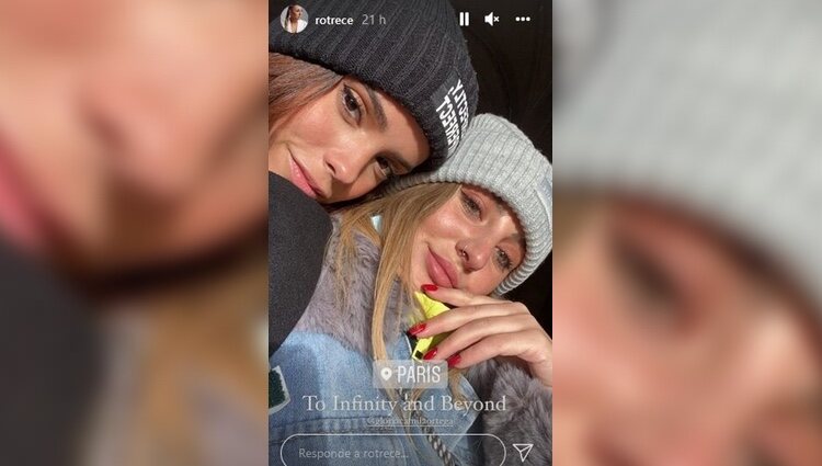 Rocío Flores y Gloria Camila en París / Instagram