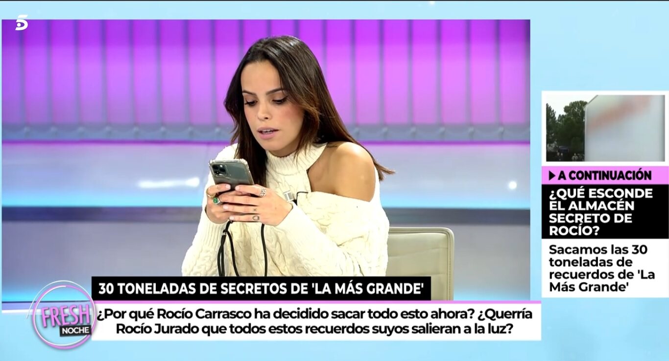 Gloria Camila leyendo el escrito de sus abogados / Telecinco.es