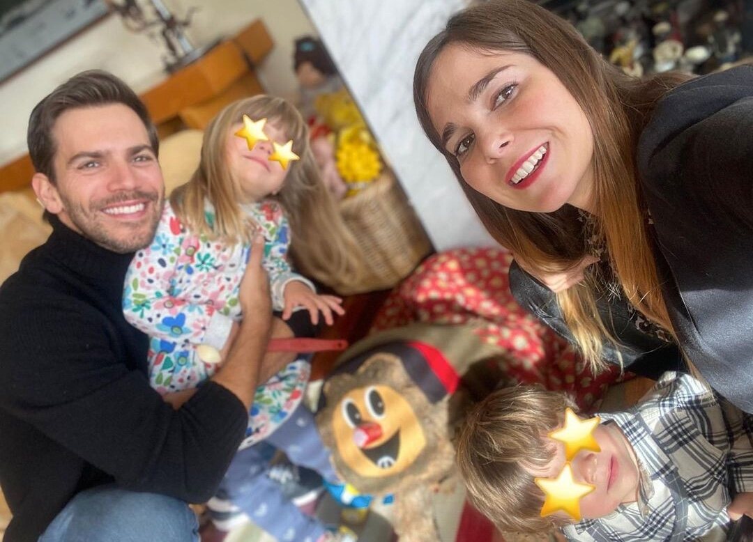 Natalia Sánchez y Marc Clotet con sus hijos | Instagram